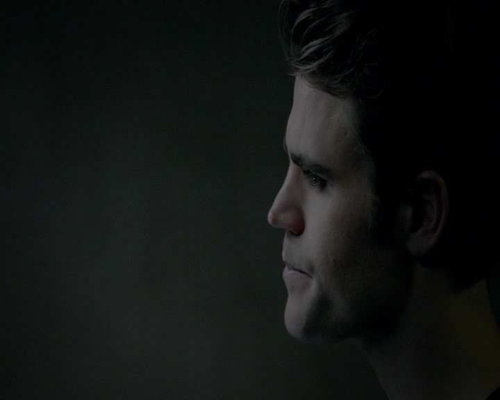 VampireDiaries-dot-nl_VampireDiaries-8x04AnEternityOfMisery0816.jpg