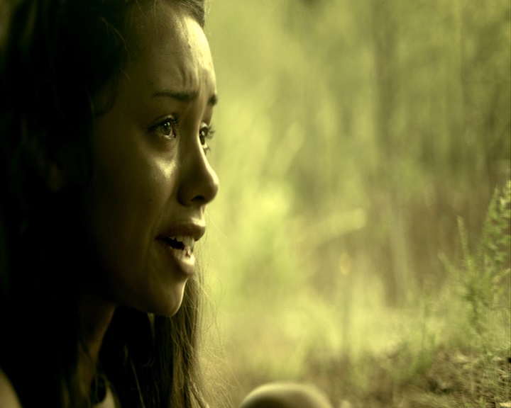 VampireDiaries-dot-nl_VampireDiaries-8x04AnEternityOfMisery0942.jpg