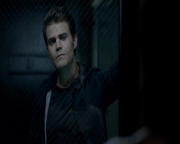 VampireDiaries-dot-nl_VampireDiaries-8x04AnEternityOfMisery0959.jpg