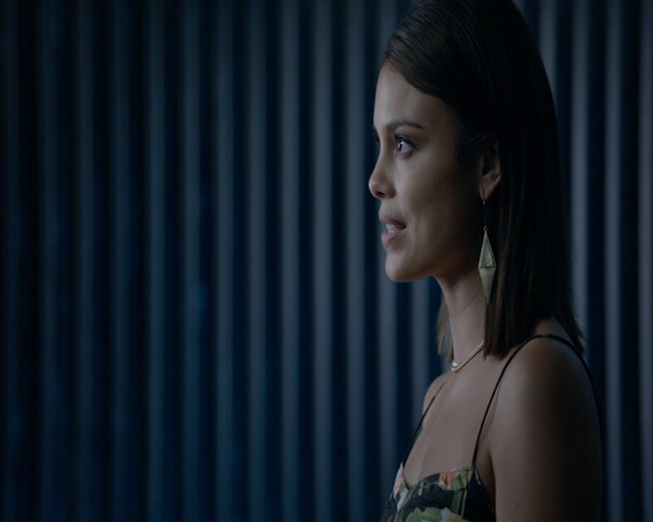 VampireDiaries-dot-nl_VampireDiaries-8x04AnEternityOfMisery0961.jpg