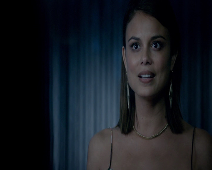 VampireDiaries-dot-nl_VampireDiaries-8x04AnEternityOfMisery0968.jpg