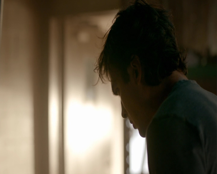 VampireDiaries-dot-nl_VampireDiaries-8x04AnEternityOfMisery0985.jpg