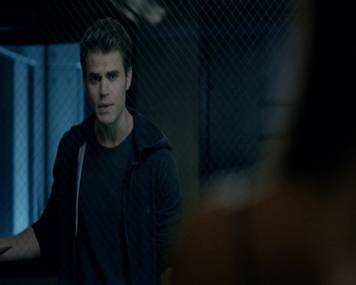 VampireDiaries-dot-nl_VampireDiaries-8x04AnEternityOfMisery1173.jpg