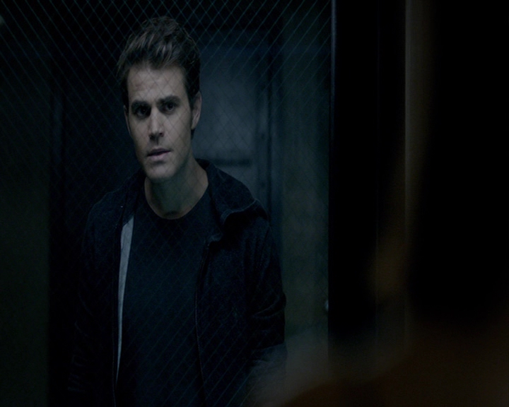 VampireDiaries-dot-nl_VampireDiaries-8x04AnEternityOfMisery1179.jpg