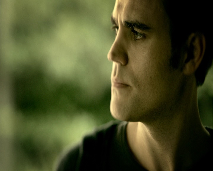 VampireDiaries-dot-nl_VampireDiaries-8x04AnEternityOfMisery1305.jpg