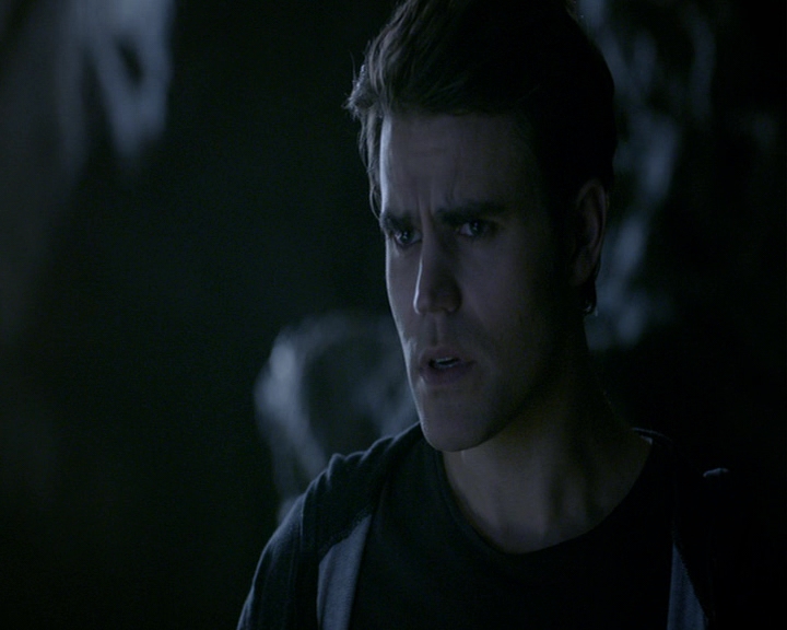 VampireDiaries-dot-nl_VampireDiaries-8x04AnEternityOfMisery1342.jpg