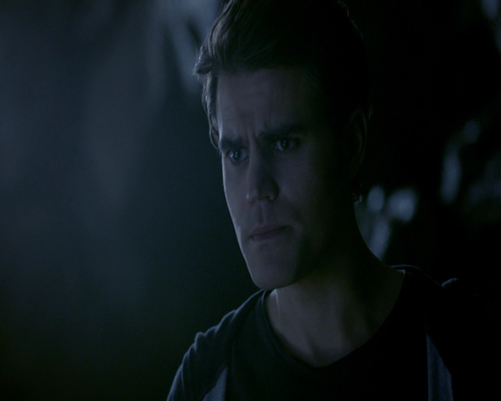 VampireDiaries-dot-nl_VampireDiaries-8x04AnEternityOfMisery1348.jpg