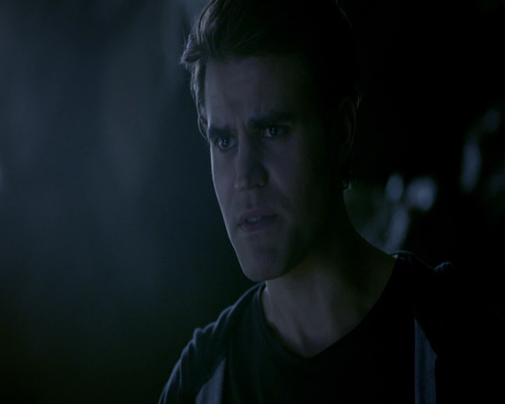 VampireDiaries-dot-nl_VampireDiaries-8x04AnEternityOfMisery1360.jpg