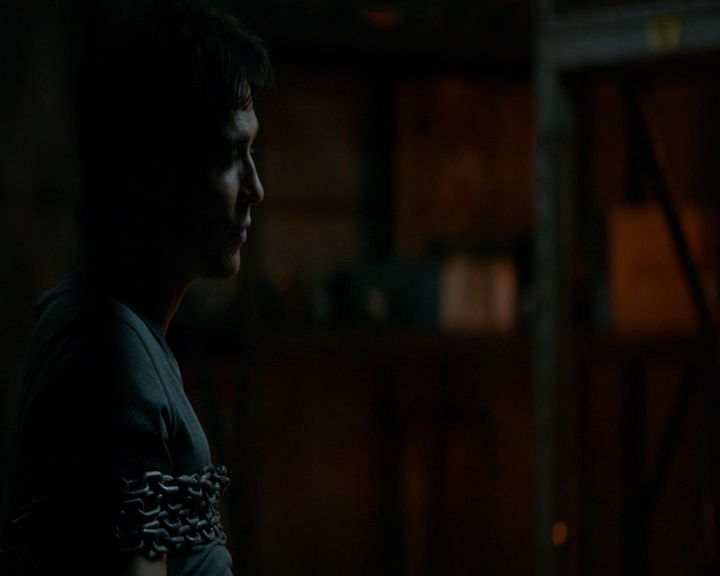 VampireDiaries-dot-nl_VampireDiaries-8x04AnEternityOfMisery1392.jpg