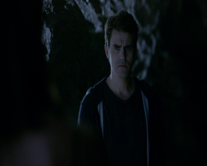 VampireDiaries-dot-nl_VampireDiaries-8x04AnEternityOfMisery1564.jpg