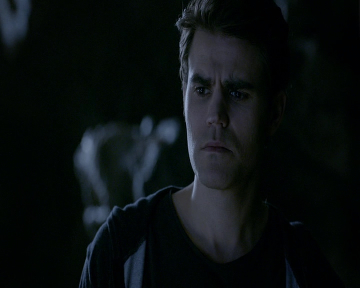 VampireDiaries-dot-nl_VampireDiaries-8x04AnEternityOfMisery1571.jpg