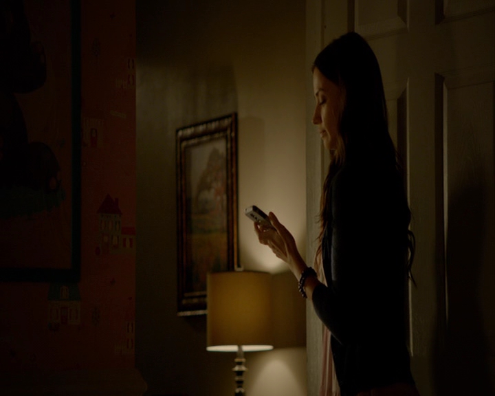 VampireDiaries-dot-nl_VampireDiaries-8x04AnEternityOfMisery1614.jpg