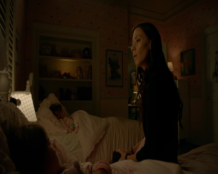 VampireDiaries-dot-nl_VampireDiaries-8x04AnEternityOfMisery1622.jpg