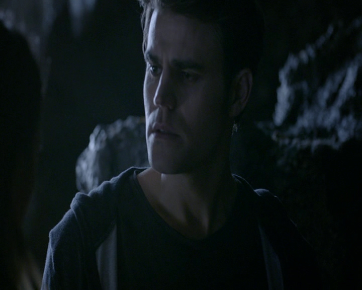 VampireDiaries-dot-nl_VampireDiaries-8x04AnEternityOfMisery1730.jpg