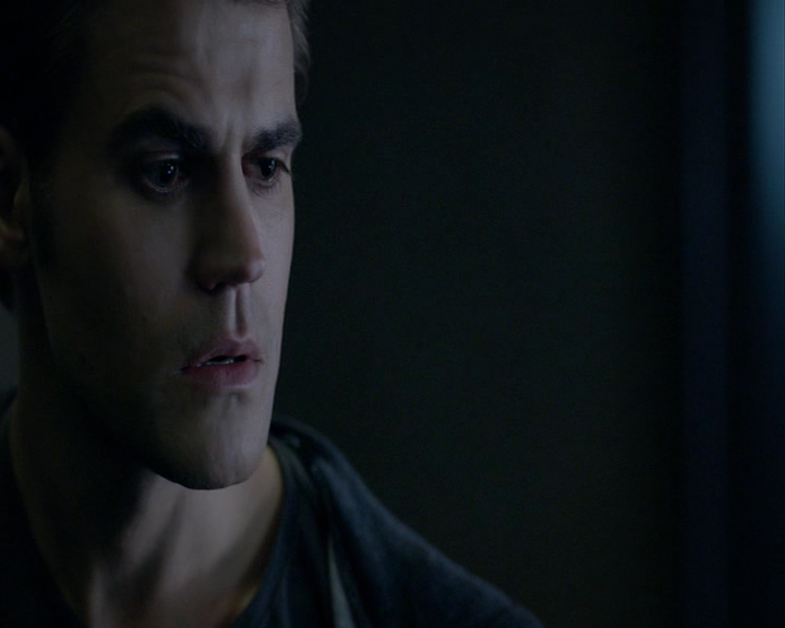 VampireDiaries-dot-nl_VampireDiaries-8x04AnEternityOfMisery1766.jpg