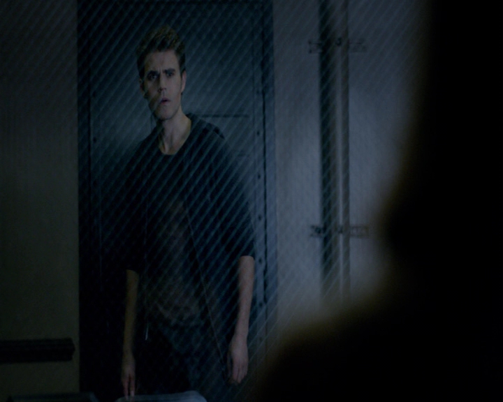 VampireDiaries-dot-nl_VampireDiaries-8x04AnEternityOfMisery1775.jpg