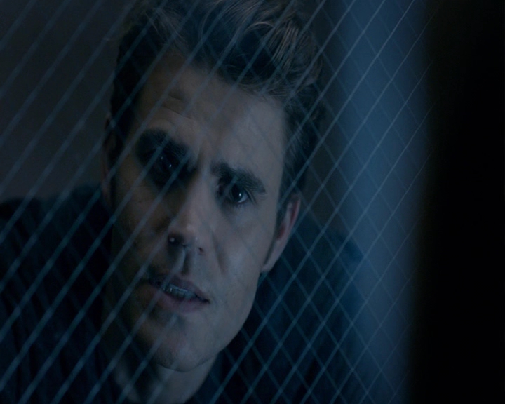 VampireDiaries-dot-nl_VampireDiaries-8x04AnEternityOfMisery1946.jpg