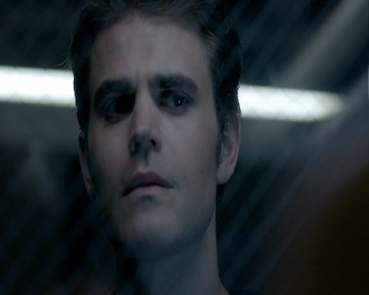 VampireDiaries-dot-nl_VampireDiaries-8x04AnEternityOfMisery1961.jpg