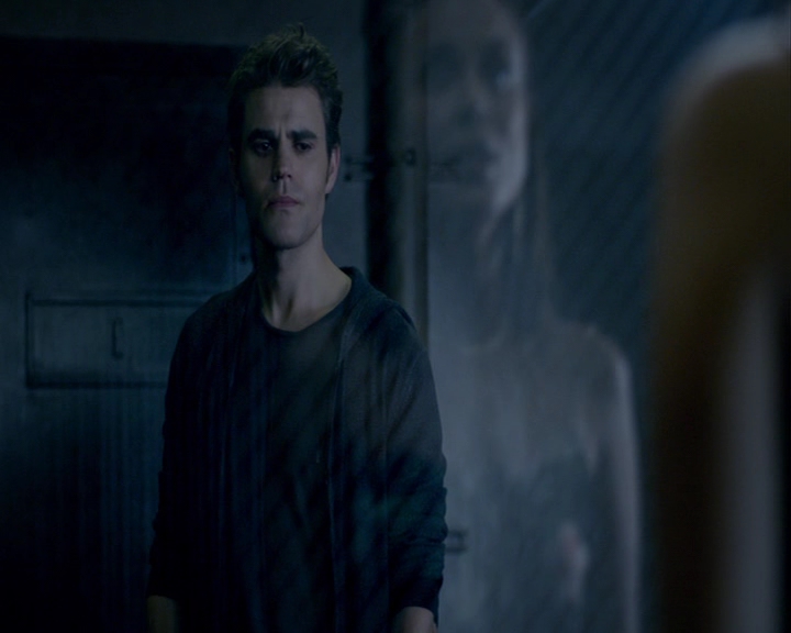 VampireDiaries-dot-nl_VampireDiaries-8x04AnEternityOfMisery1978.jpg