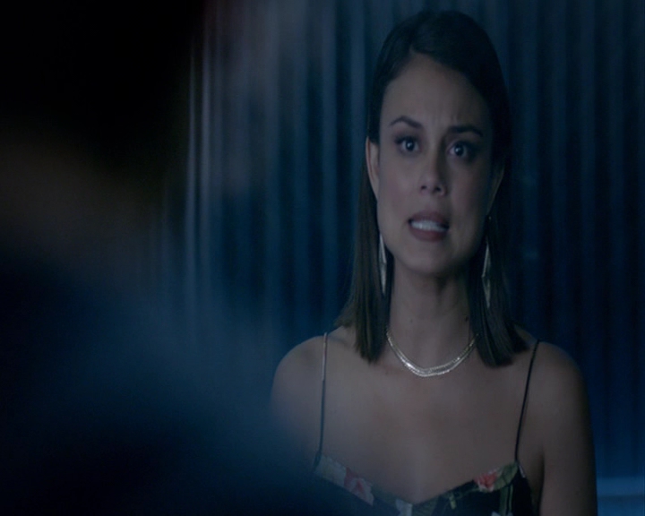 VampireDiaries-dot-nl_VampireDiaries-8x04AnEternityOfMisery2038.jpg