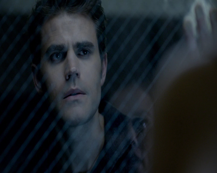 VampireDiaries-dot-nl_VampireDiaries-8x04AnEternityOfMisery2048.jpg