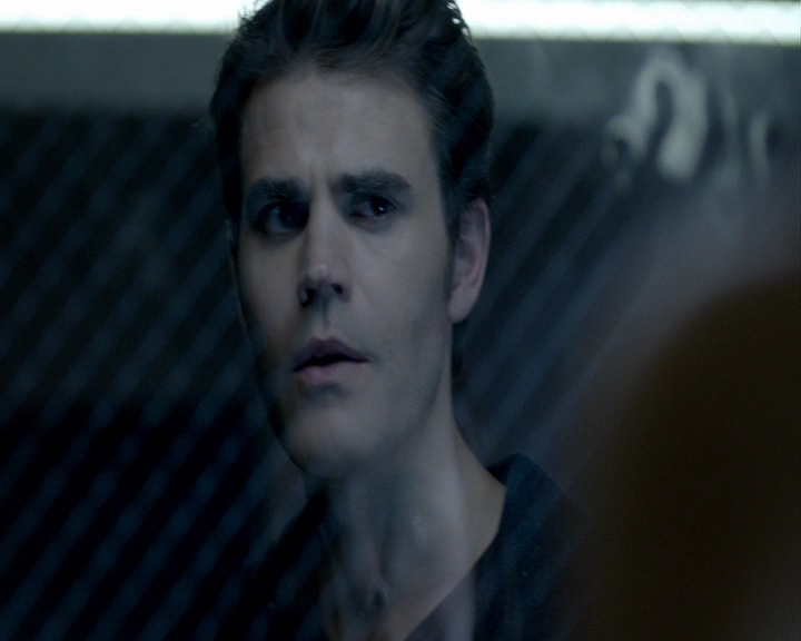 VampireDiaries-dot-nl_VampireDiaries-8x04AnEternityOfMisery2055.jpg