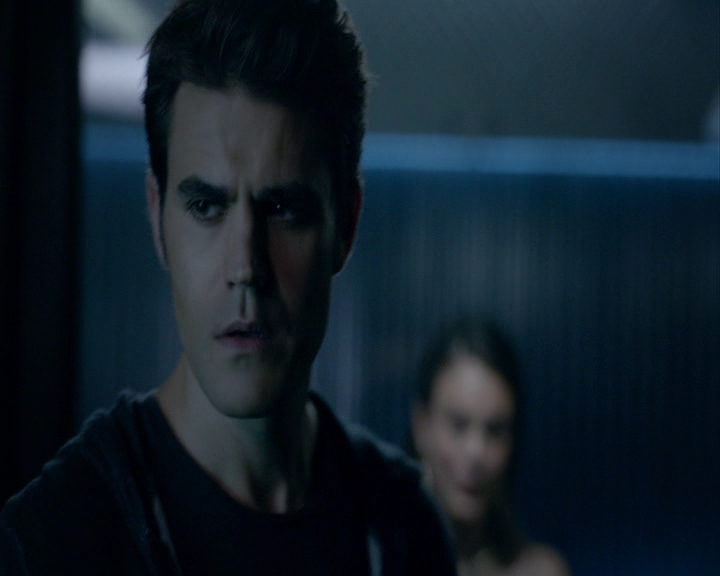 VampireDiaries-dot-nl_VampireDiaries-8x04AnEternityOfMisery2059.jpg