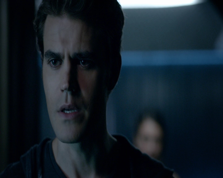 VampireDiaries-dot-nl_VampireDiaries-8x04AnEternityOfMisery2061.jpg