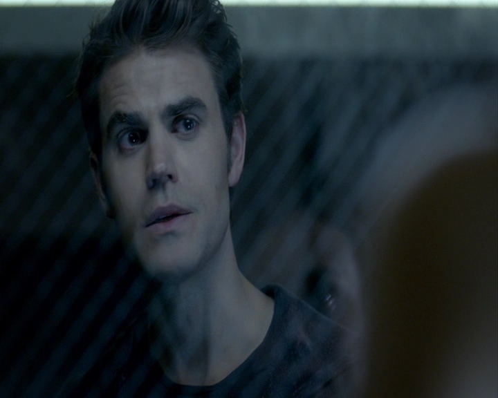 VampireDiaries-dot-nl_VampireDiaries-8x04AnEternityOfMisery2082.jpg