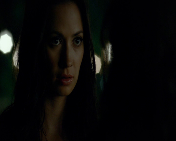 VampireDiaries-dot-nl_VampireDiaries-8x04AnEternityOfMisery2286.jpg