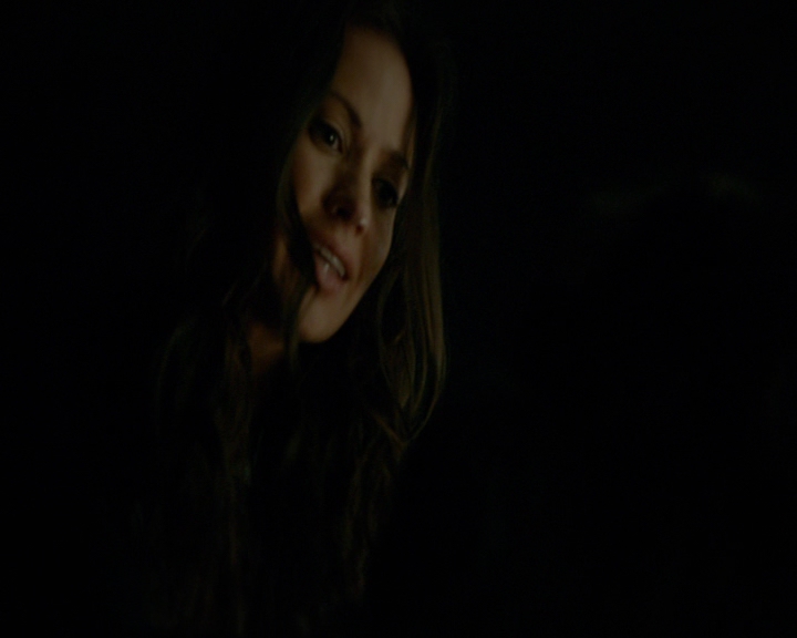 VampireDiaries-dot-nl_VampireDiaries-8x04AnEternityOfMisery2316.jpg