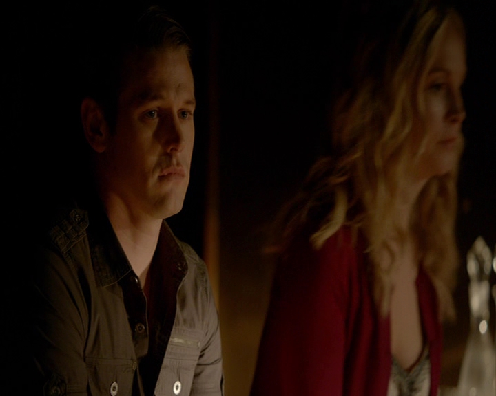 VampireDiaries-dot-nl_VampireDiaries-8x05ComingHomeWasAMistake0068.jpg