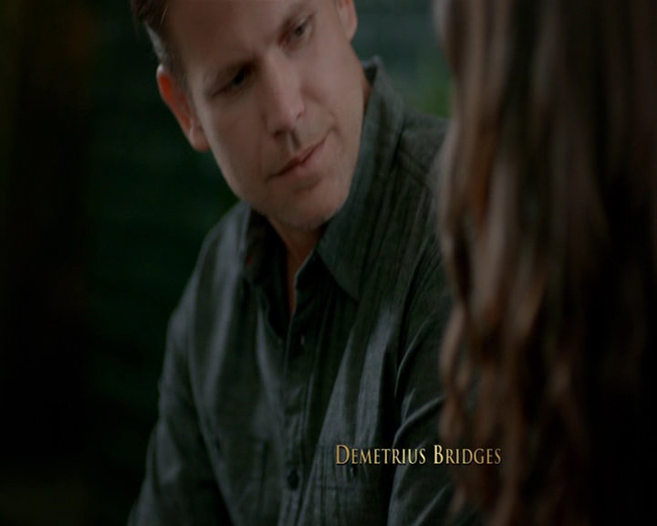 VampireDiaries-dot-nl_VampireDiaries-8x05ComingHomeWasAMistake0157.jpg