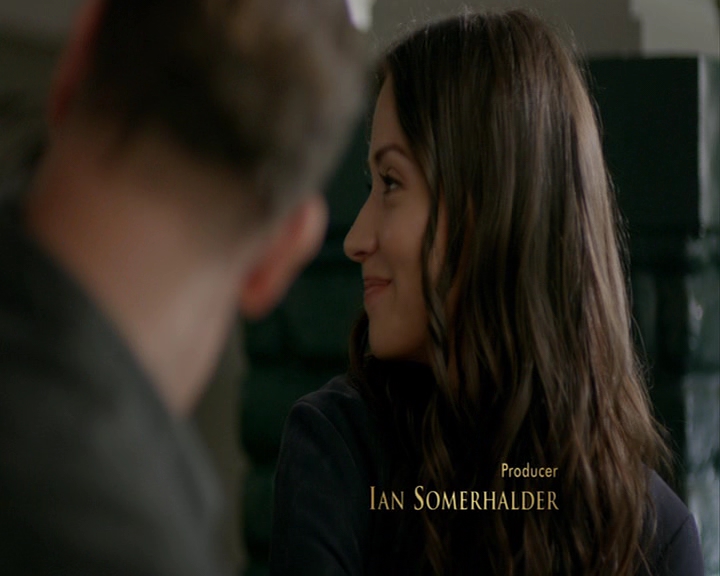 VampireDiaries-dot-nl_VampireDiaries-8x05ComingHomeWasAMistake0170.jpg