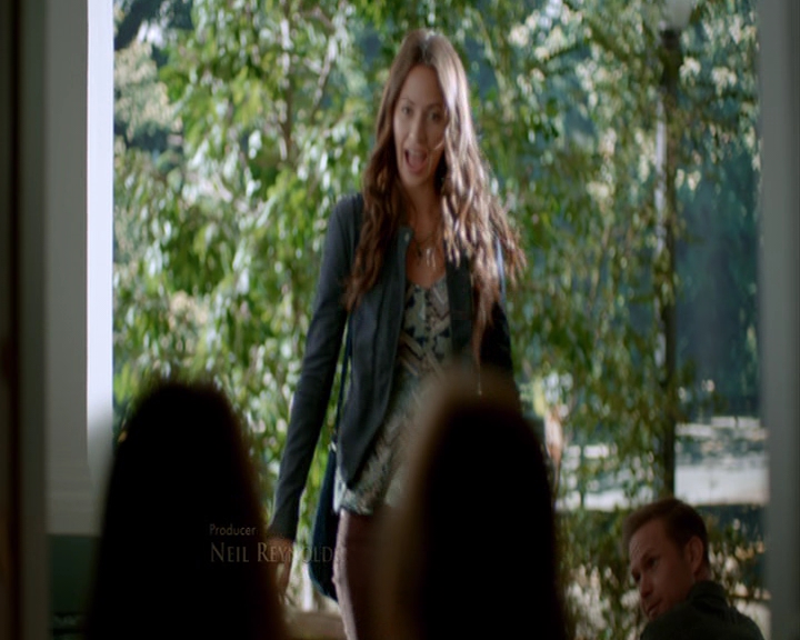 VampireDiaries-dot-nl_VampireDiaries-8x05ComingHomeWasAMistake0173.jpg