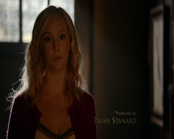 VampireDiaries-dot-nl_VampireDiaries-8x05ComingHomeWasAMistake0188.jpg