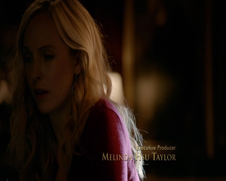 VampireDiaries-dot-nl_VampireDiaries-8x05ComingHomeWasAMistake0205.jpg