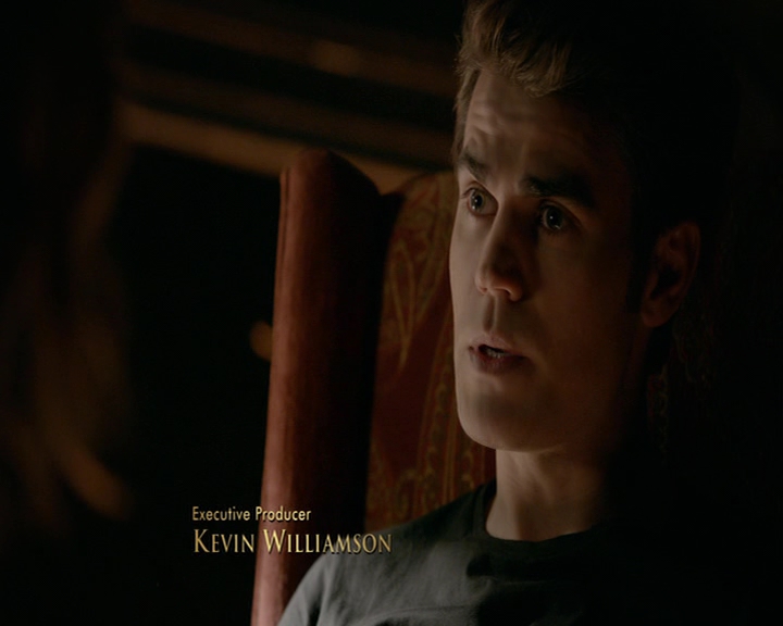 VampireDiaries-dot-nl_VampireDiaries-8x05ComingHomeWasAMistake0215.jpg