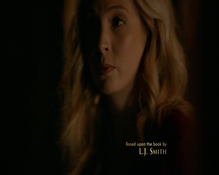 VampireDiaries-dot-nl_VampireDiaries-8x05ComingHomeWasAMistake0223.jpg