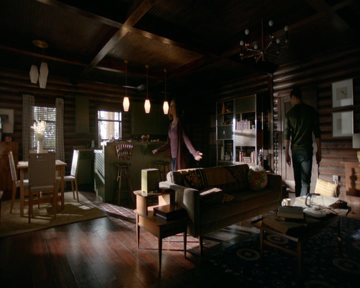 VampireDiaries-dot-nl_VampireDiaries-8x05ComingHomeWasAMistake0335.jpg