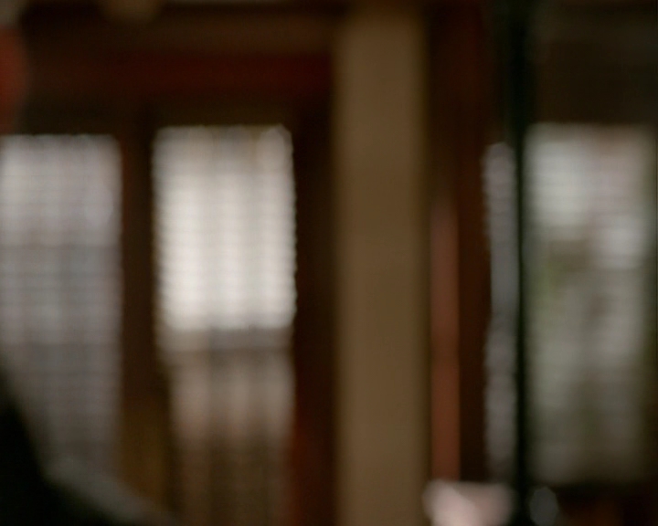 VampireDiaries-dot-nl_VampireDiaries-8x05ComingHomeWasAMistake0456.jpg