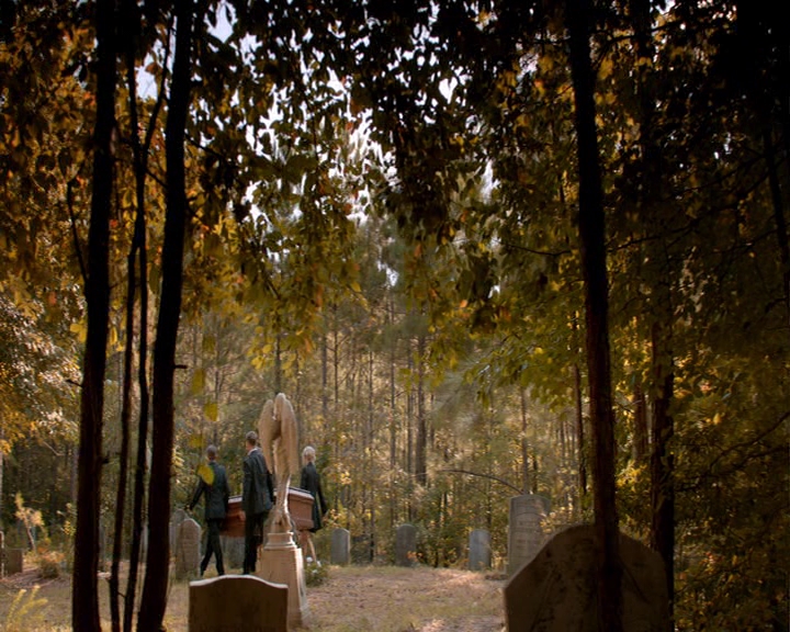 VampireDiaries-dot-nl_VampireDiaries-8x05ComingHomeWasAMistake0468.jpg