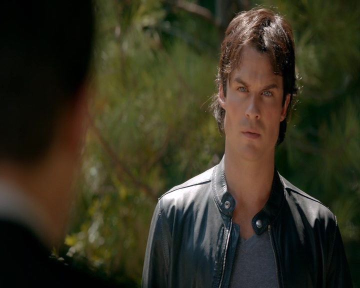 VampireDiaries-dot-nl_VampireDiaries-8x05ComingHomeWasAMistake0508.jpg