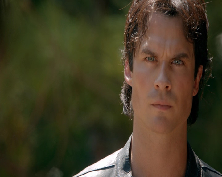 VampireDiaries-dot-nl_VampireDiaries-8x05ComingHomeWasAMistake0514.jpg