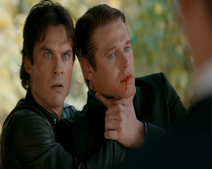 VampireDiaries-dot-nl_VampireDiaries-8x05ComingHomeWasAMistake0558.jpg