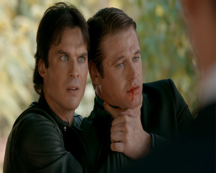 VampireDiaries-dot-nl_VampireDiaries-8x05ComingHomeWasAMistake0560.jpg