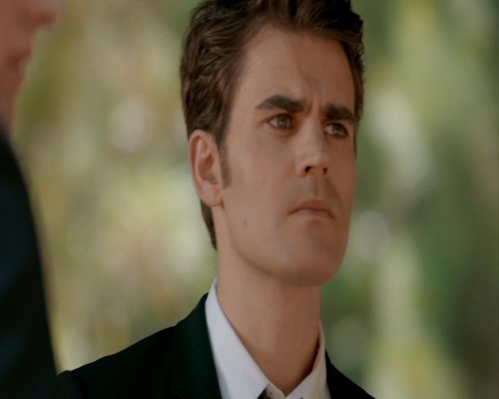 VampireDiaries-dot-nl_VampireDiaries-8x05ComingHomeWasAMistake0599.jpg