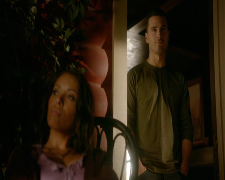 VampireDiaries-dot-nl_VampireDiaries-8x05ComingHomeWasAMistake0664.jpg