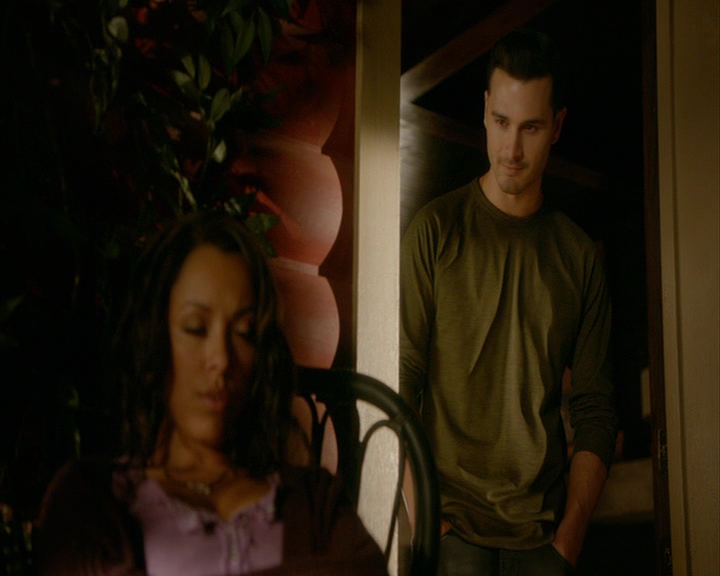 VampireDiaries-dot-nl_VampireDiaries-8x05ComingHomeWasAMistake0671.jpg