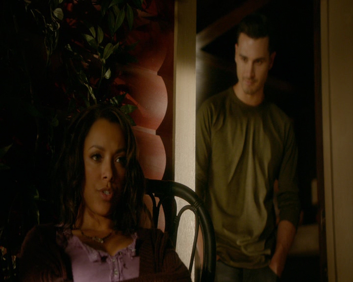 VampireDiaries-dot-nl_VampireDiaries-8x05ComingHomeWasAMistake0672.jpg